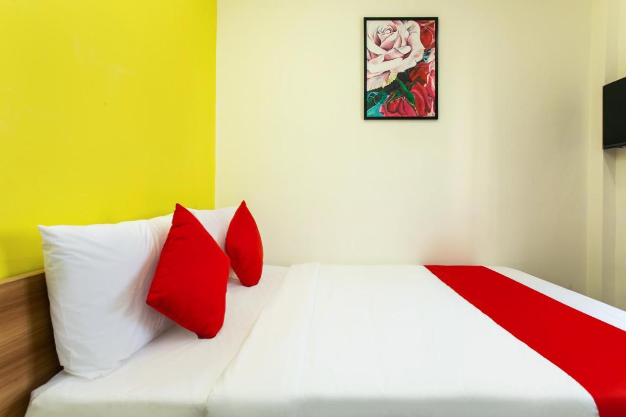 Oyo 658 Euro Gold House And Coffee Hotell Da Nang Exteriör bild
